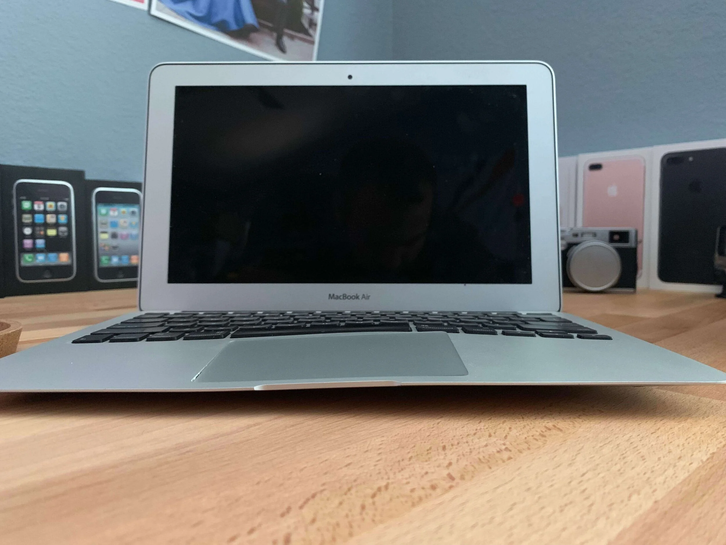 MacBook battery replacement: price, time and symptoms at EasyPC